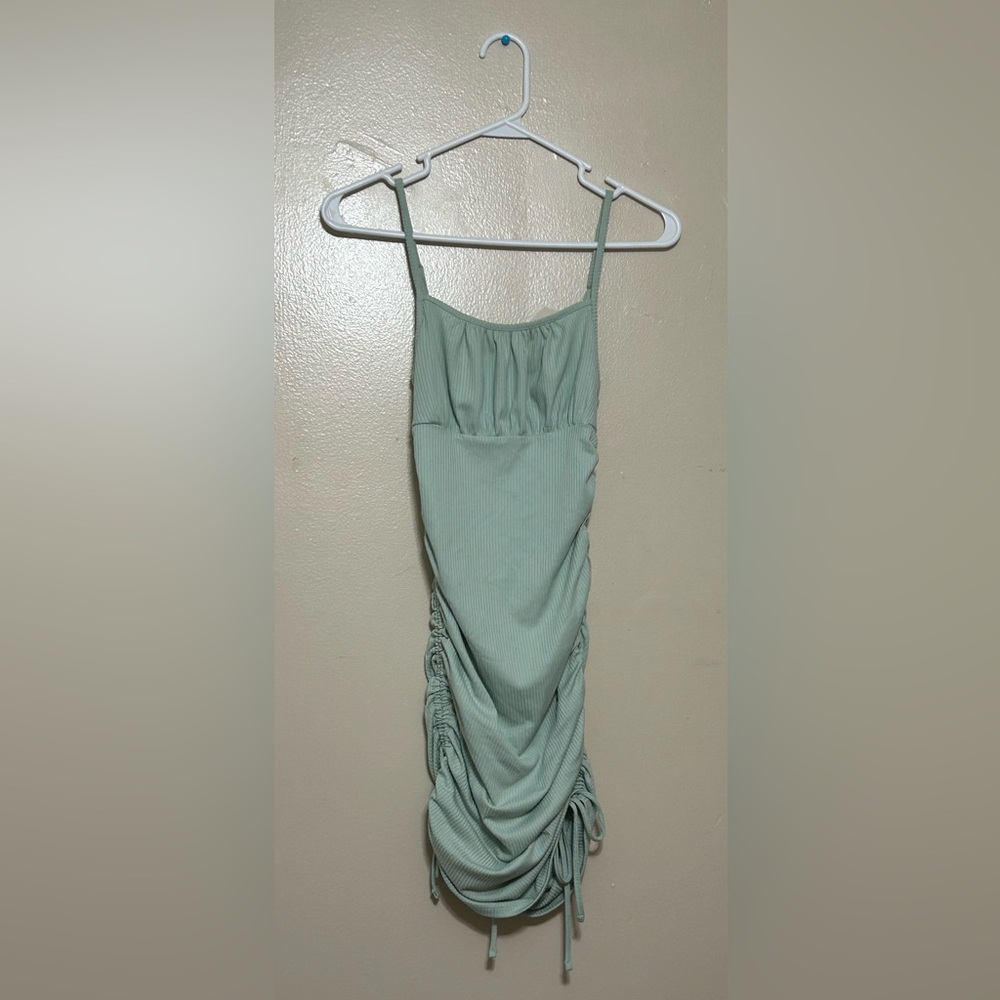 Pink rose ribbed dress 
size : s 
color: teal